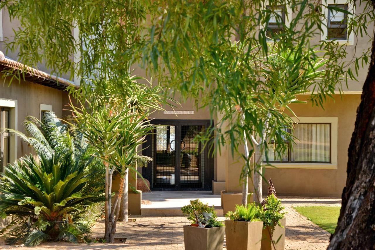 Kameeldrift Waterfront Estate & Resort Brits Exterior photo
